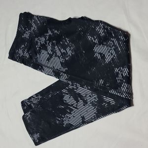 Old Navy Active Girls XL 14 regular leggings